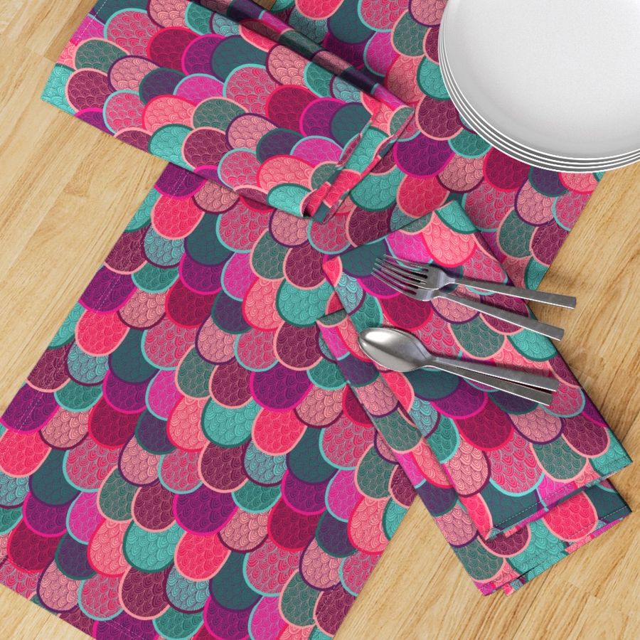 HOME_GOOD_TABLE_RUNNER