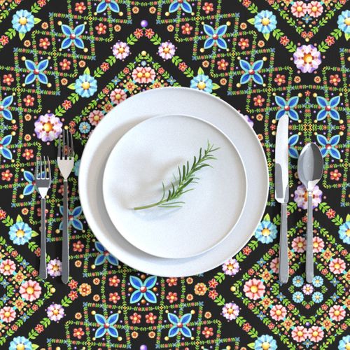 HOME_GOOD_RECTANGULAR_TABLE_CLOTH