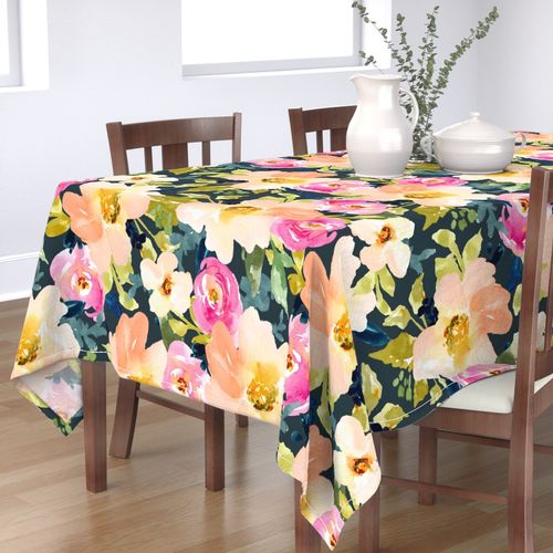 HOME_GOOD_RECTANGULAR_TABLE_CLOTH