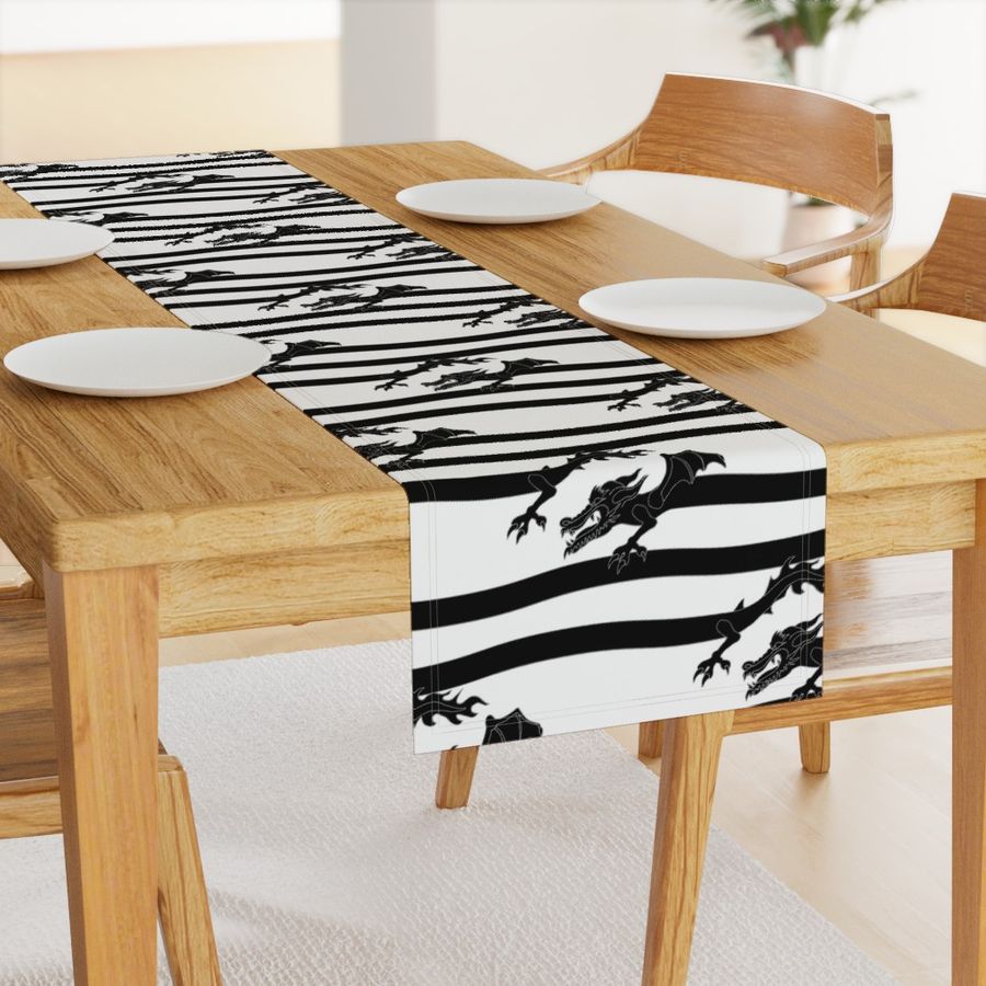 HOME_GOOD_TABLE_RUNNER