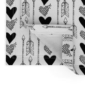 Hearts & Arrows - Black & White