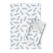 Scattered leaves (white and classic blue)