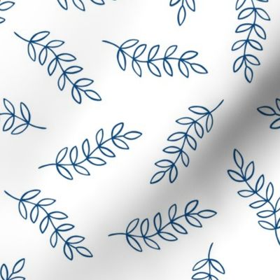 Scattered leaves (white and classic blue)