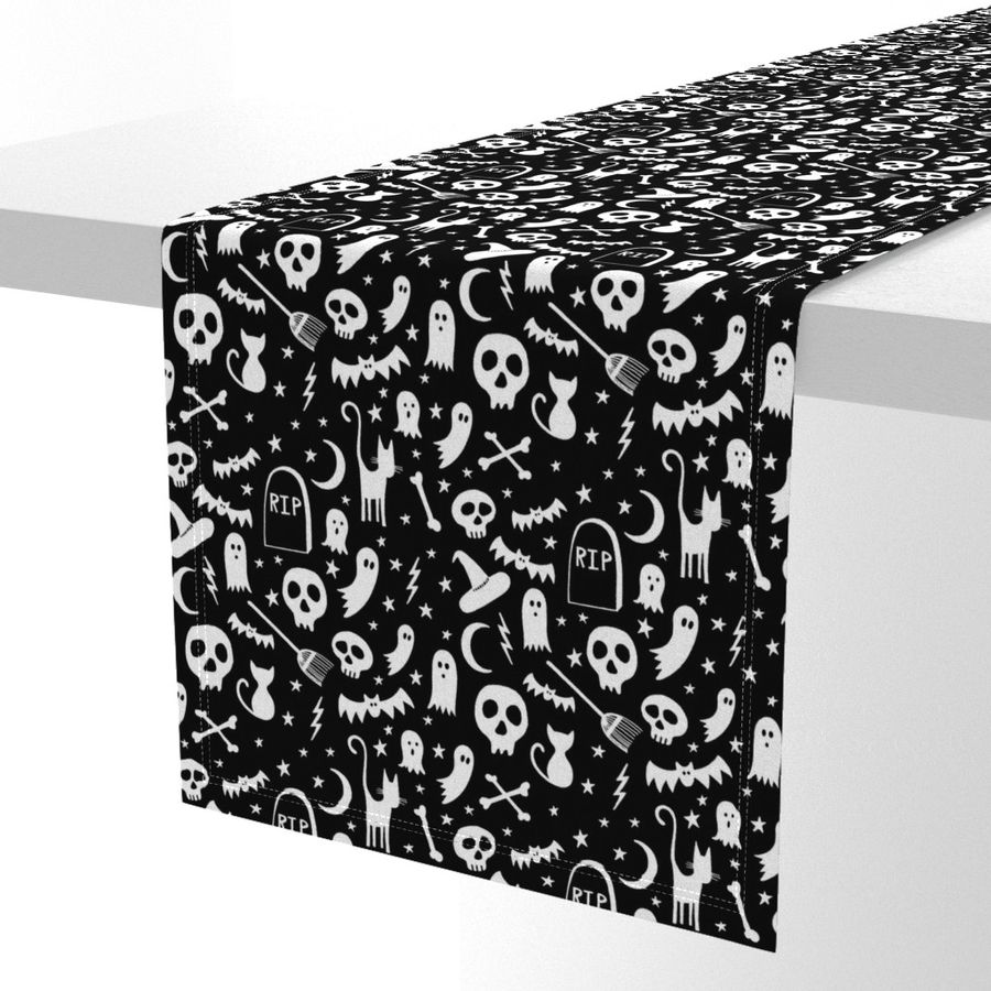 HOME_GOOD_TABLE_RUNNER