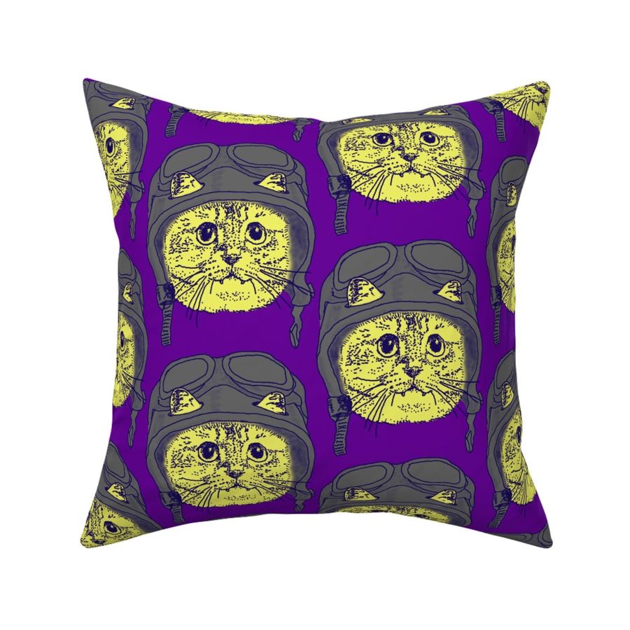 HOME_GOOD_SQUARE_THROW_PILLOW