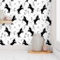 Black and white monichrome unicorn dreams hearts and geometric crosses fun girls design