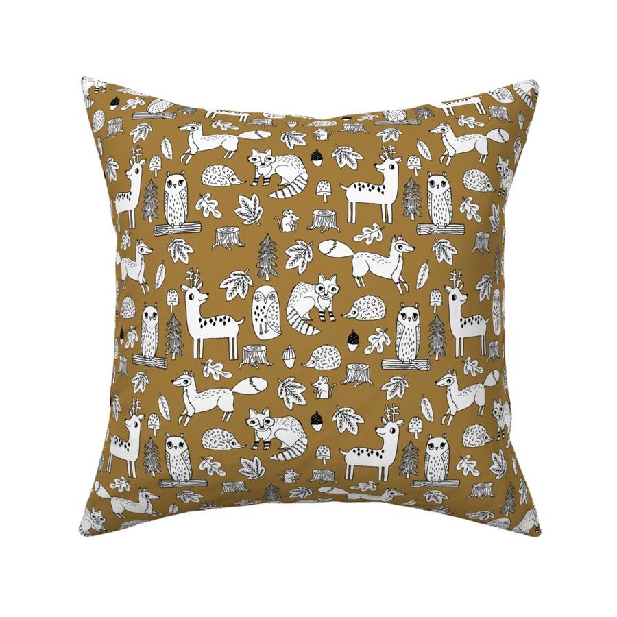 HOME_GOOD_SQUARE_THROW_PILLOW