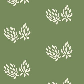 clover flower cream/olive