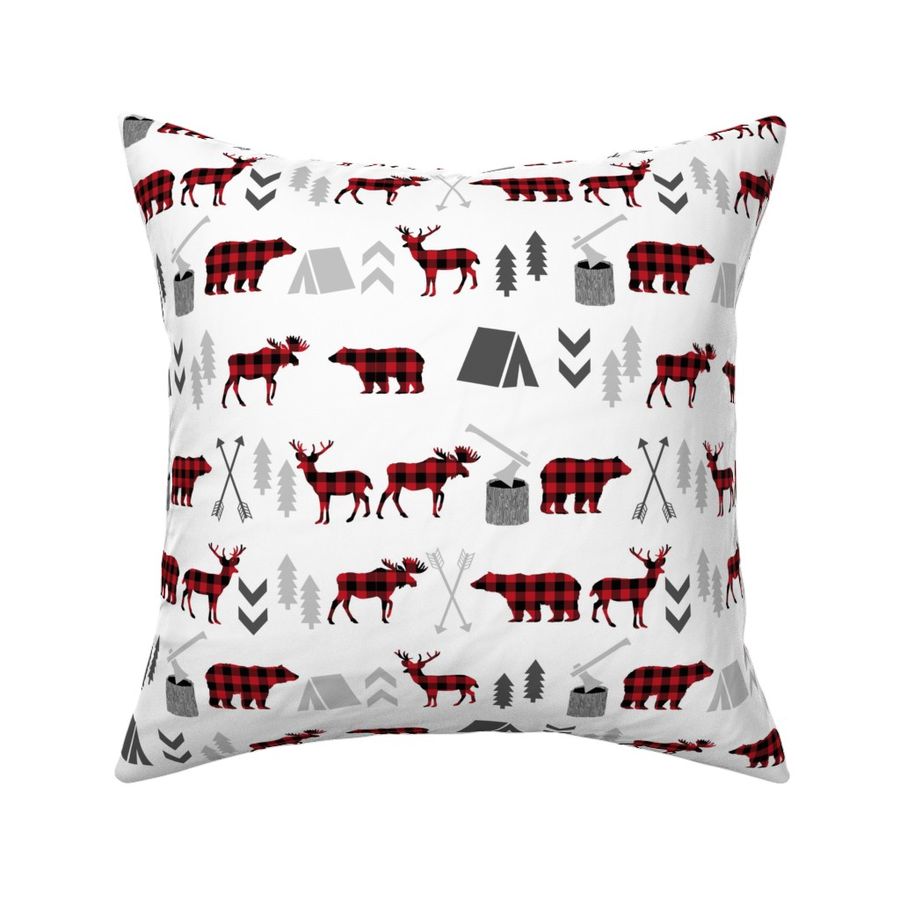 Fukeen Set of 4 Christmas Red Farmhouse Animals Pillow Covers Vintage Wood Background with Bear Elk Deer Moose Squirrel Decorative Throw Pillow Cases Cushion Cover 18”x18” Xmas Gift Red Black Buffalo