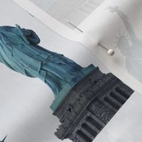 statue of liberty in blue 