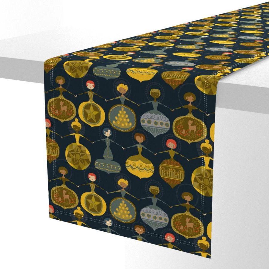 HOME_GOOD_TABLE_RUNNER