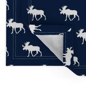 moose (small scale) || white on navy