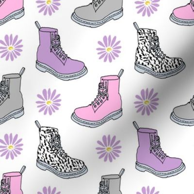 90s shoes // pink and purple girls throwback boots shoes fashion retro 90s