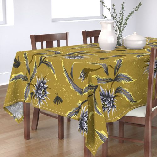 HOME_GOOD_RECTANGULAR_TABLE_CLOTH