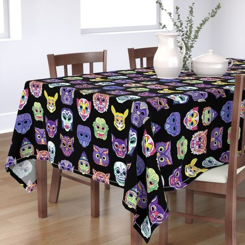 HOME_GOOD_RECTANGULAR_TABLE_CLOTH