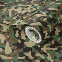  Large Woodland Outdoor Camouflage (12 inch repeat)