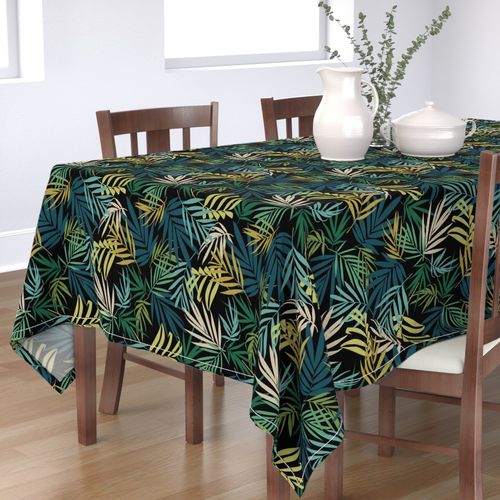 HOME_GOOD_RECTANGULAR_TABLE_CLOTH