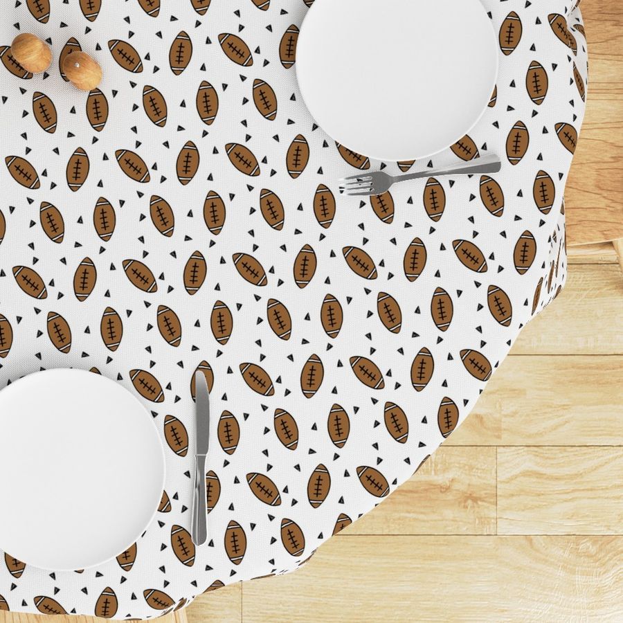 HOME_GOOD_ROUND_TABLE_CLOTH