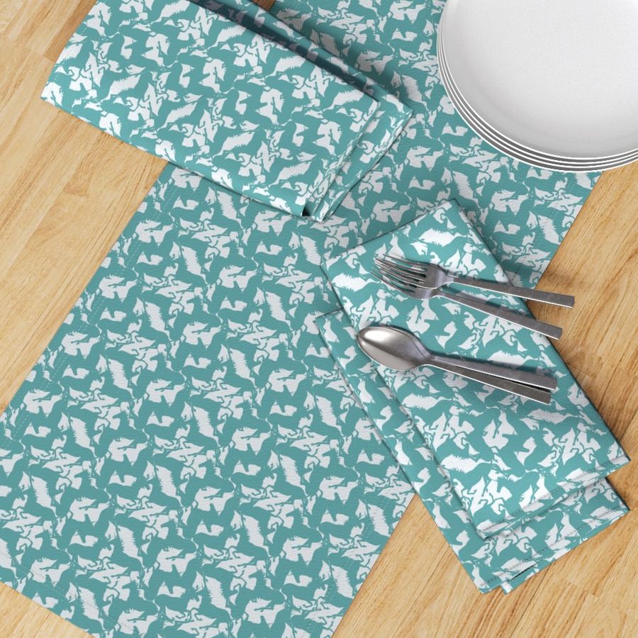 HOME_GOOD_TABLE_RUNNER