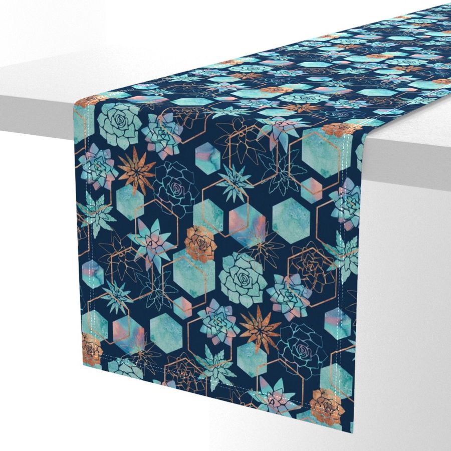 HOME_GOOD_TABLE_RUNNER