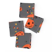 Halloween Magic Lg Scale-Gray