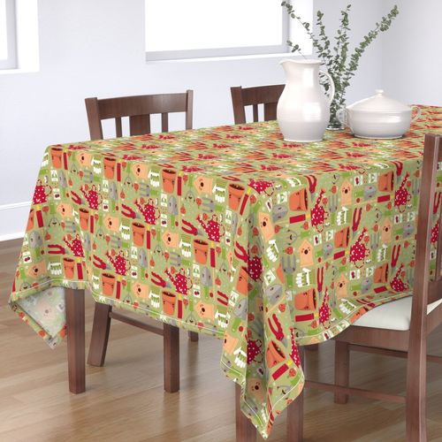 HOME_GOOD_RECTANGULAR_TABLE_CLOTH