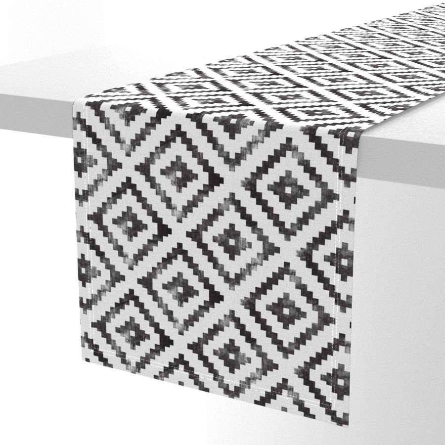 HOME_GOOD_TABLE_RUNNER