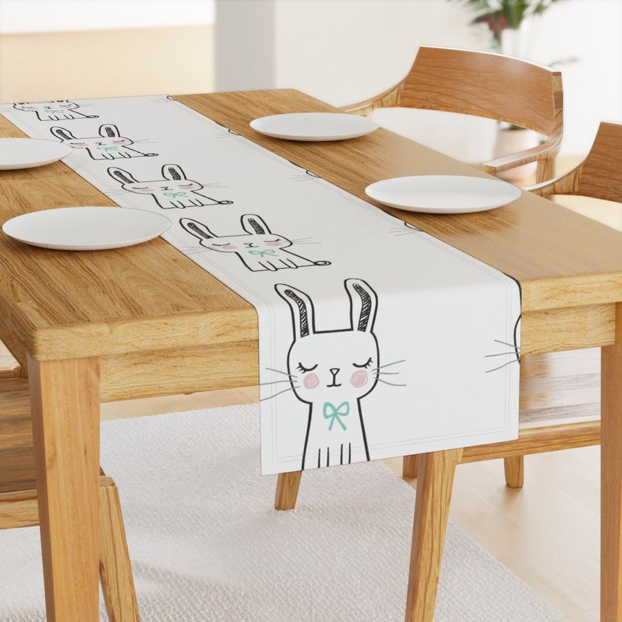 HOME_GOOD_TABLE_RUNNER