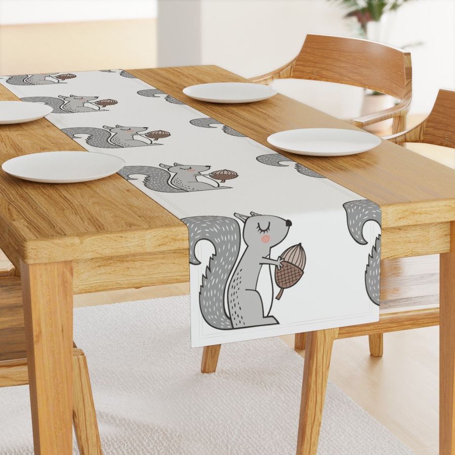 HOME_GOOD_TABLE_RUNNER