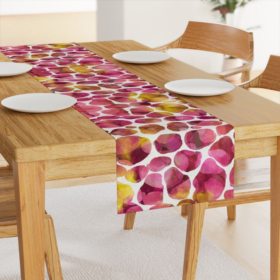 HOME_GOOD_TABLE_RUNNER