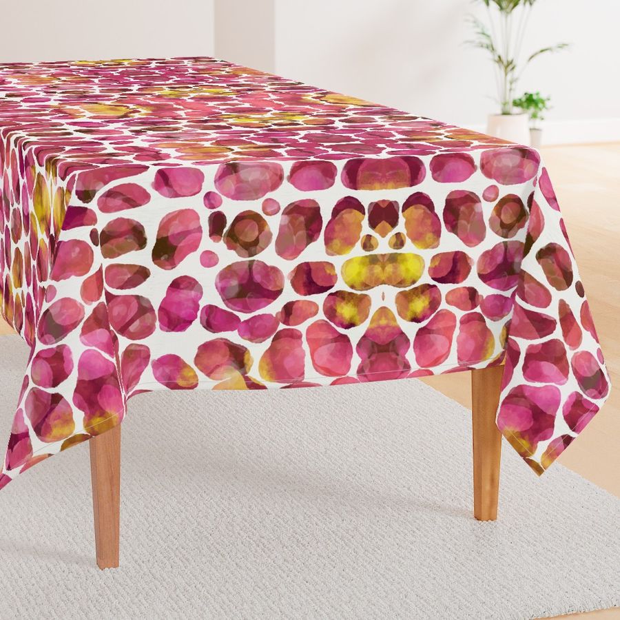 HOME_GOOD_RECTANGULAR_TABLE_CLOTH