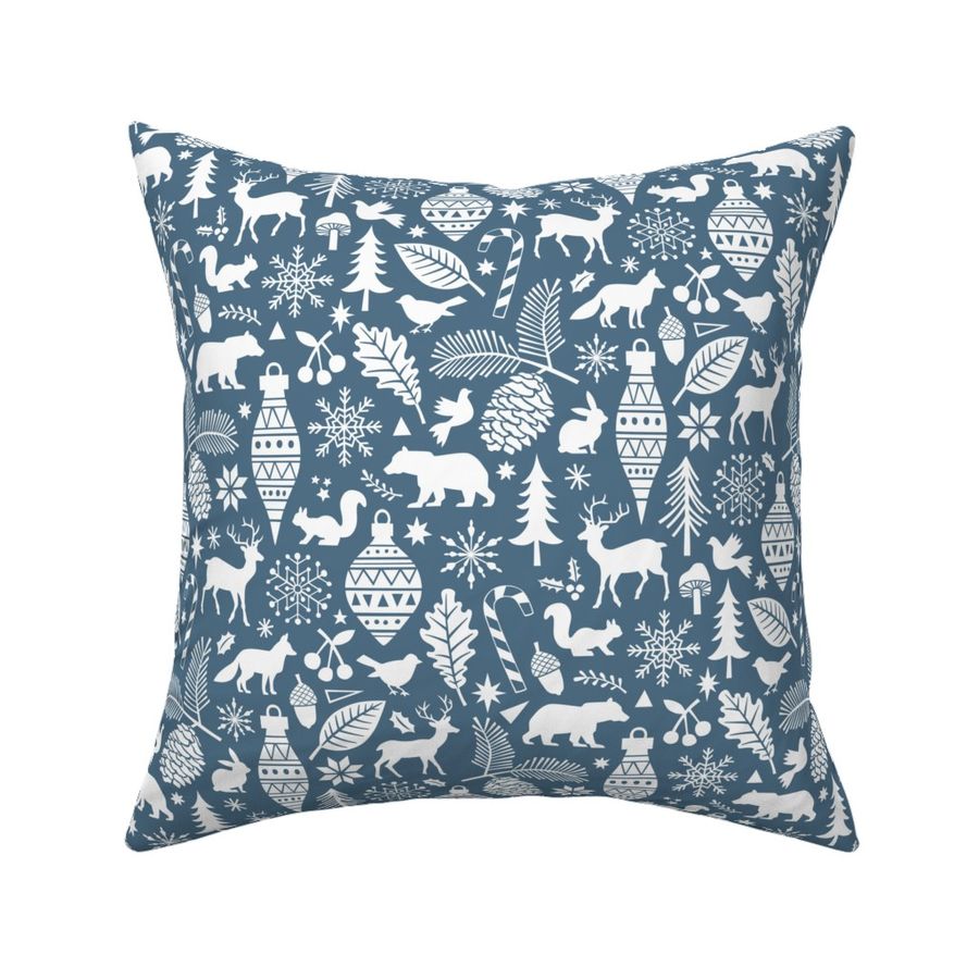 HOME_GOOD_SQUARE_THROW_PILLOW