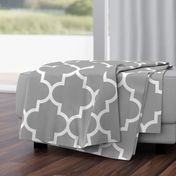 quatrefoil XL grey