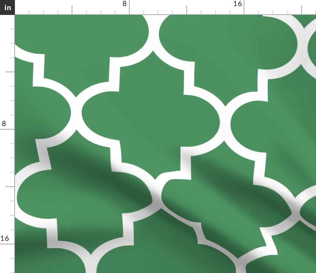 quatrefoil XL kelly green