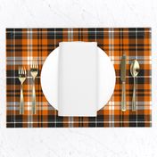 pumpkin spice plaid || soft black 