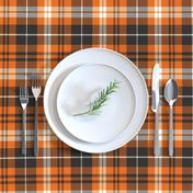 pumpkin spice plaid || soft black 