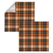 pumpkin spice plaid || soft black 