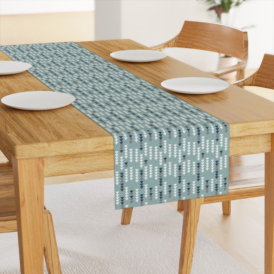 HOME_GOOD_TABLE_RUNNER