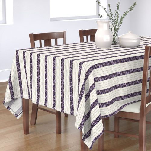 HOME_GOOD_RECTANGULAR_TABLE_CLOTH