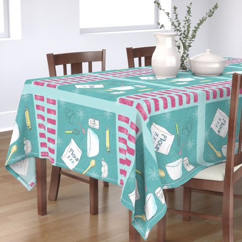 HOME_GOOD_RECTANGULAR_TABLE_CLOTH