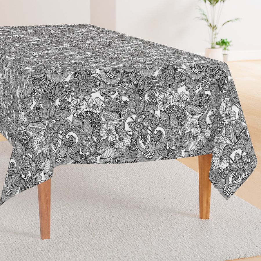 HOME_GOOD_RECTANGULAR_TABLE_CLOTH