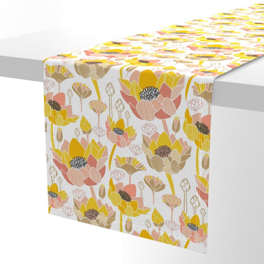 HOME_GOOD_TABLE_RUNNER