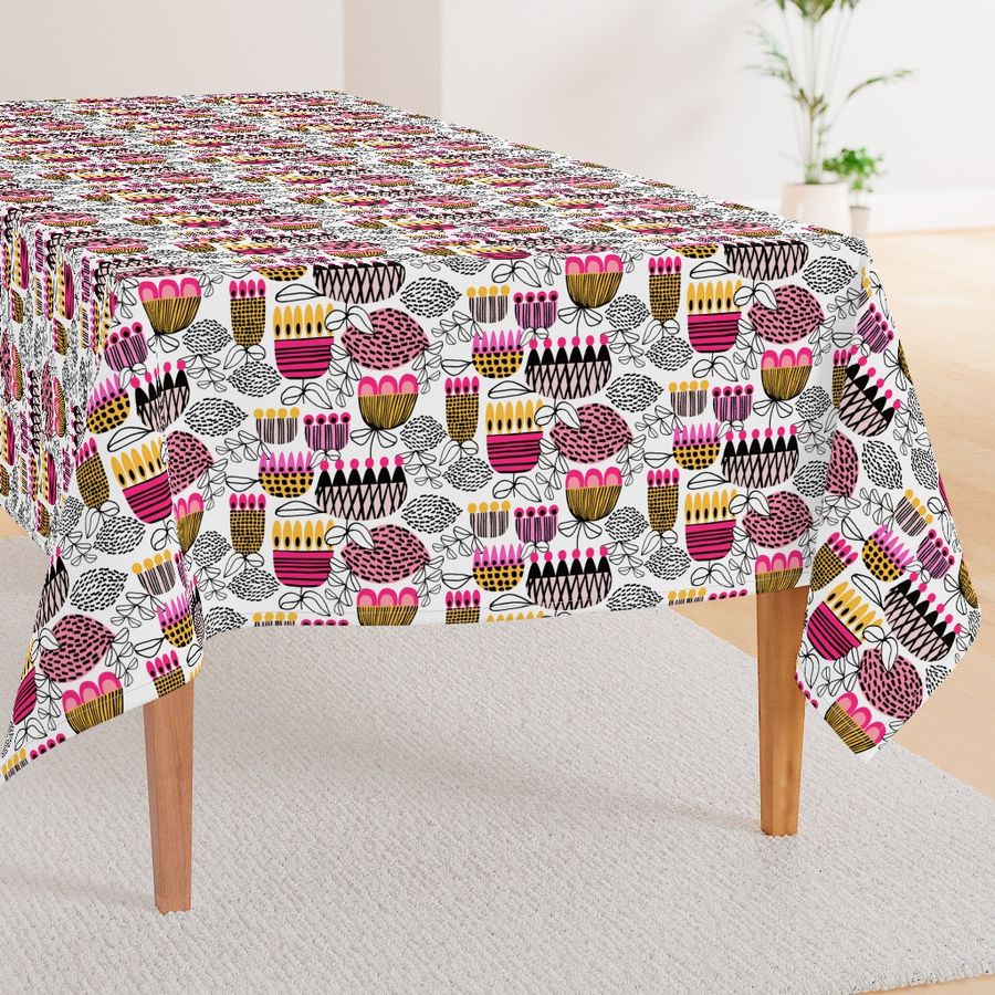 HOME_GOOD_RECTANGULAR_TABLE_CLOTH