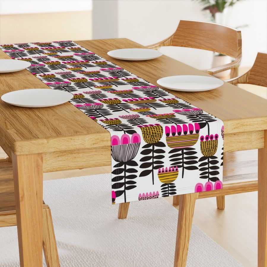 HOME_GOOD_TABLE_RUNNER