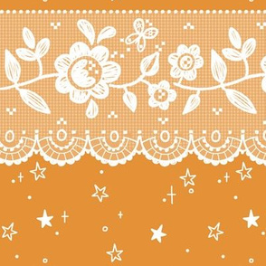 Lacy flowers caramel