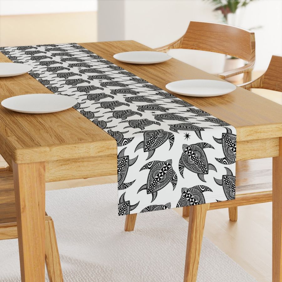 HOME_GOOD_TABLE_RUNNER