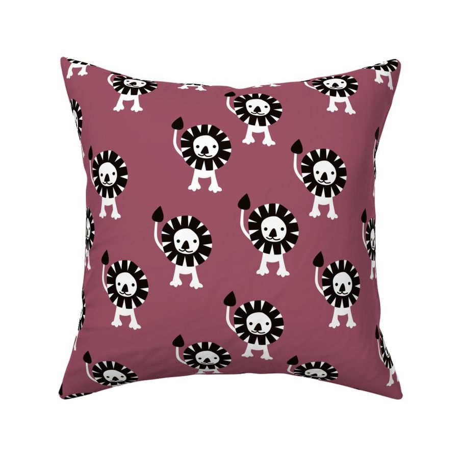 HOME_GOOD_SQUARE_THROW_PILLOW