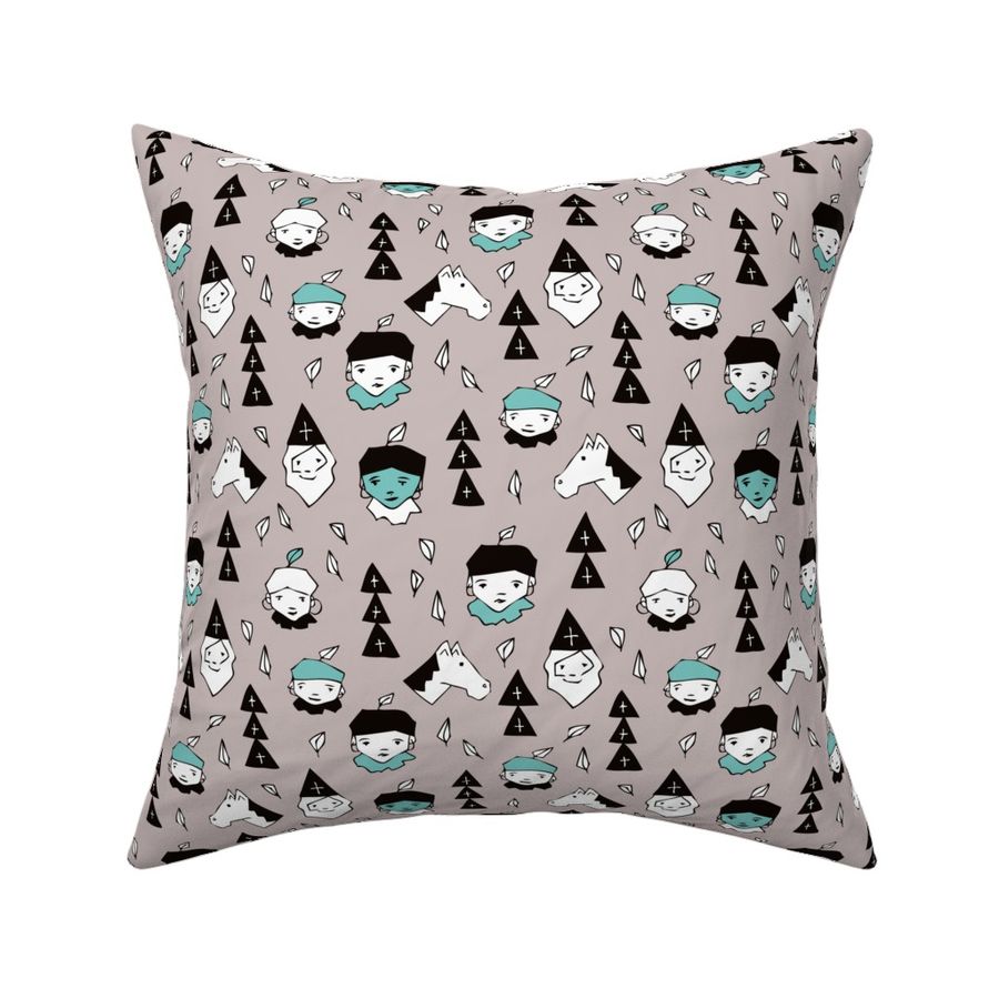 HOME_GOOD_SQUARE_THROW_PILLOW