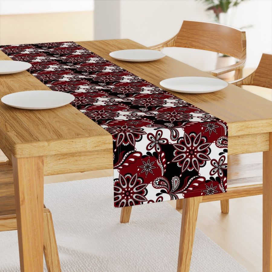 HOME_GOOD_TABLE_RUNNER