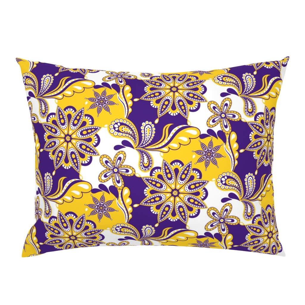 Purple and yellow team color Paisley mandala